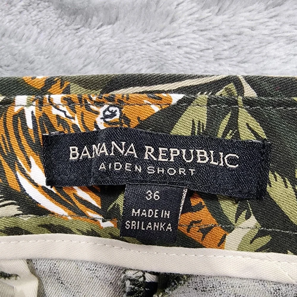 Banana Republic banana republic